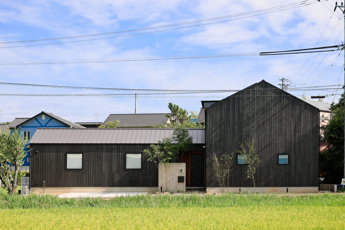 自然に馴染む家にしたくて..