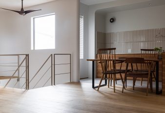 角を取るだけで、暮らしはやさしくなる。壁を“丸く”仕上げるという選択