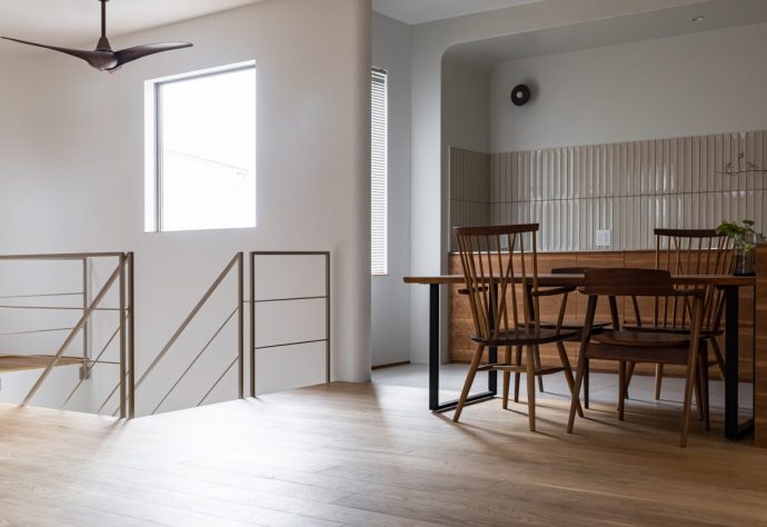 角を取るだけで、暮らしはやさしくなる。壁を“丸く”仕上げるという選択