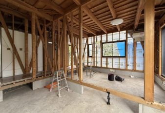 リノベーション着工しました